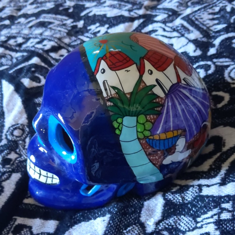 🌺🌵Large Hand painted large Mexican Skull